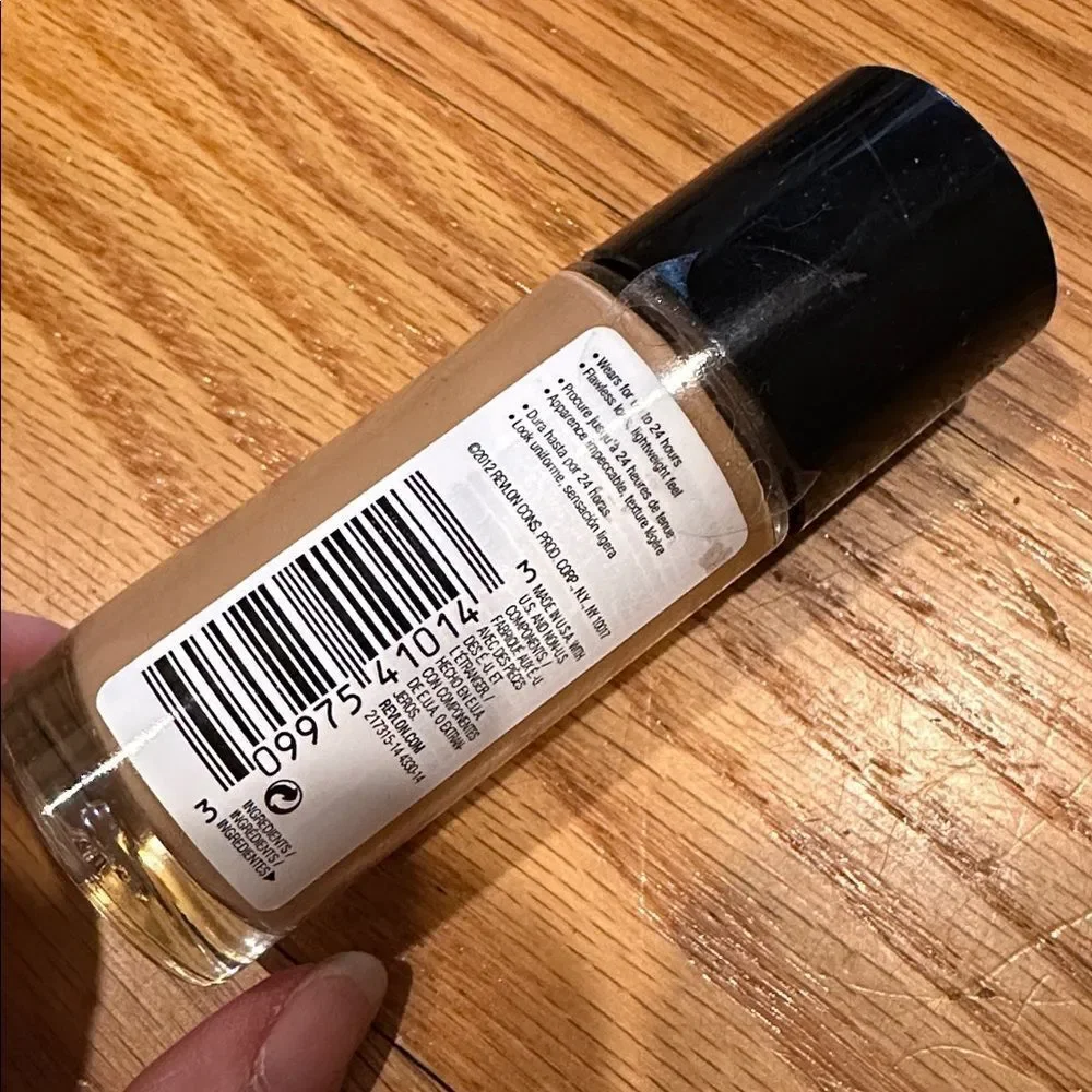 Revlon color stay foundation golden caramel